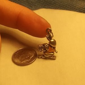 Vintage Jewelry - Silver Rabbit Charm Vintage Jewelry - Silver Rabbit Charm